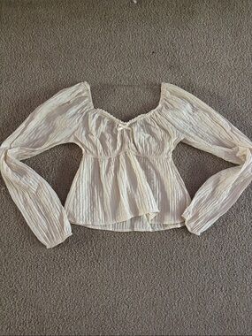 Frankee & Skylarr Cream Long-Sleeve Peasant Blouse Feminine Ruffle Detail size S